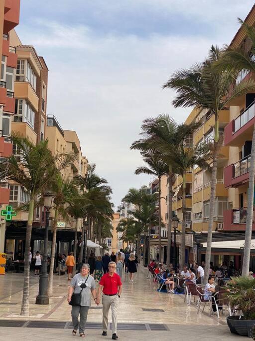 Apt Con Espectacular Vista, Piscinas, Recep 24 Hs Benalmádena Eksteriør bilde