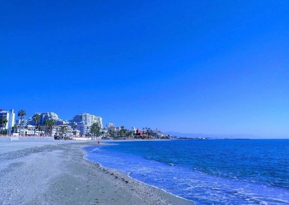Apt Con Espectacular Vista, Piscinas, Recep 24 Hs Benalmádena Eksteriør bilde