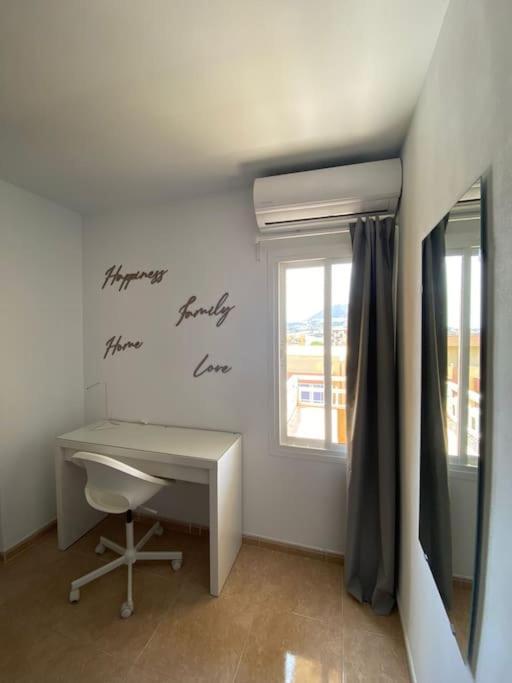 Apt Con Espectacular Vista, Piscinas, Recep 24 Hs Benalmádena Eksteriør bilde
